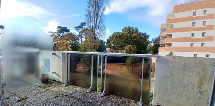 Image 2 sur 11 - Appartement  ·  Vente · Vaux Sur Mer (17640) · 1 pièce · 33m²