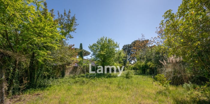 Image 15 sur 22 - Immeuble  ·  Vente · Libourne (33500) · 166m²