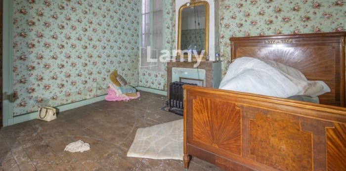 Image 10 sur 22 - Immeuble  ·  Vente · Libourne (33500) · 166m²