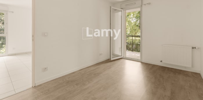 Image 6 sur 10 - Appartement  ·  Vente · St Priest (69800) · 2 pièces · 42m²