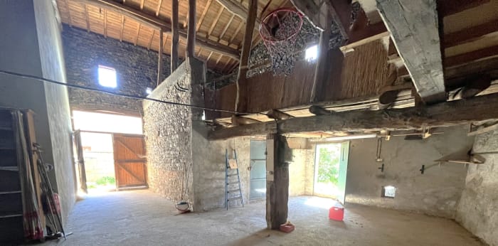 Image 10 sur 16 - Maison/villa  ·  Vente · Le Breuil Sur Couze (63340) · 5 pièces · 130m²