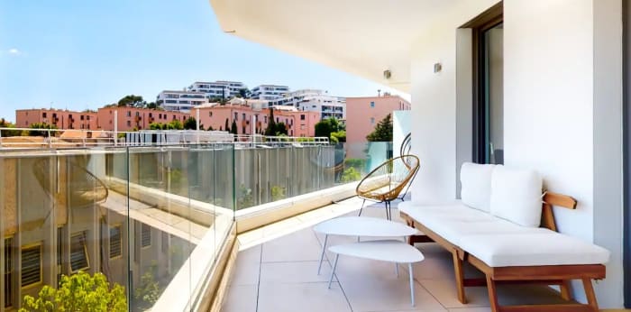 Image 8 sur 19 - Appartement  ·  Vente · Marseille (13008) · 3 pièces · 79m²
