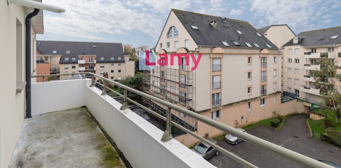 Image 1 sur 10 - Appartement  ·  Vente · Rouen (76100) · 5 pièces · 99m²