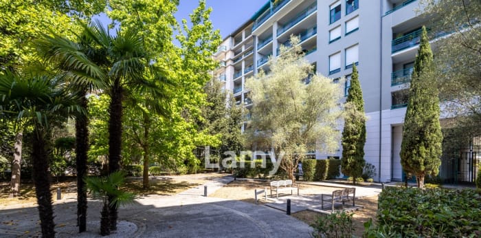 Image 2 sur 13 - Appartement  ·  Vente · Toulouse (31000) · 3 pièces · 76m²