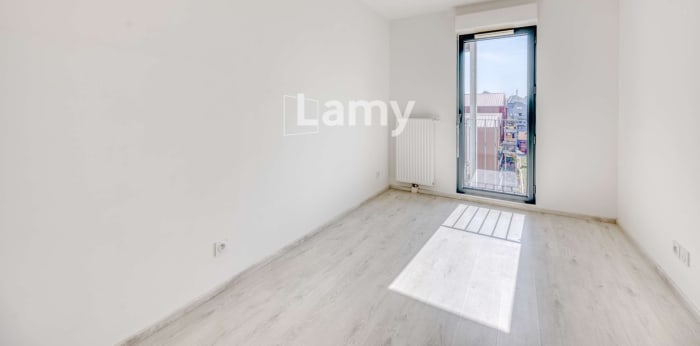Image 10 sur 15 - Appartement  ·  Vente · Bordeaux (33300) · 3 pièces · 65m²
