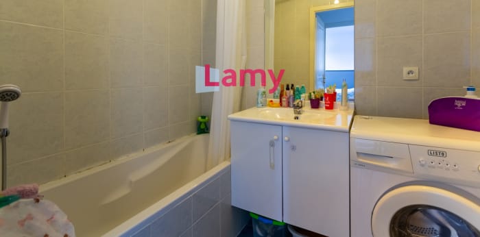 Image 7 sur 10 - Appartement  ·  Vente · Strasbourg (67100) · 3 pièces · 66m²