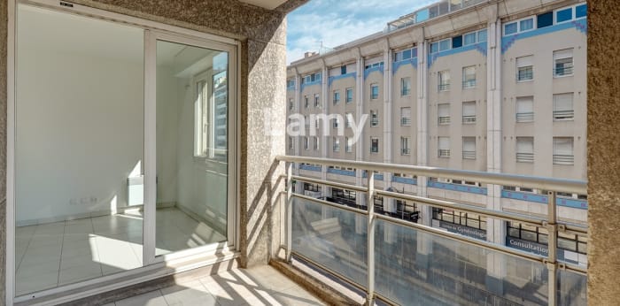 Image 7 sur 16 - Appartement  ·  Vente · Marseille 08 (13008) · 3 pièces · 64m²