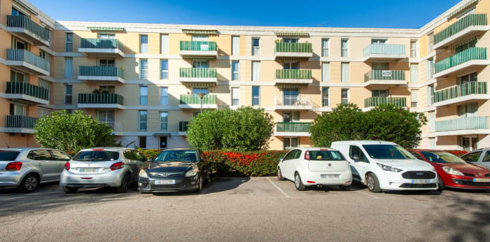 Image 10 sur 13 - Appartement  ·  Vente · Salon De Provence (13300) · 3 pièces · 64m²