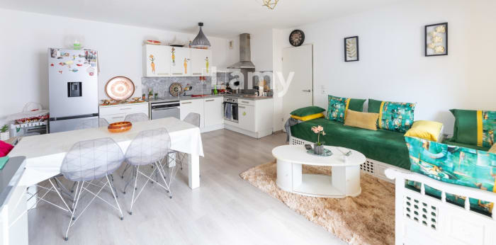 Image 2 sur 6 - Appartement  ·  Vente · Bayonne (64100) · 3 pièces · 64m²