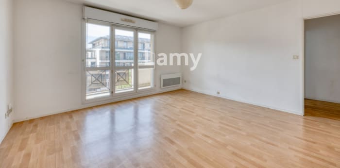 Image 2 sur 8 - Appartement  ·  Vente · Merignac (33700) · 3 pièces · 72m²