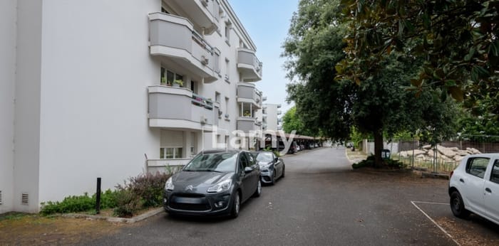 Image 5 sur 15 - Appartement  ·  Vente · Le Bouscat (33110) · 2 pièces · 48m²