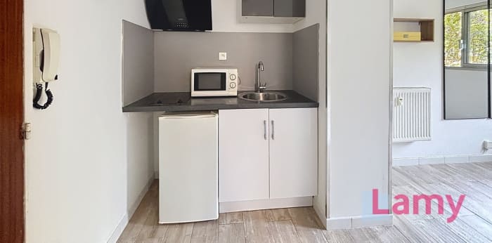 Image 7 sur 11 - Appartement  ·  Vente · Aix En Provence (13100) · 1 pièce · 19m²