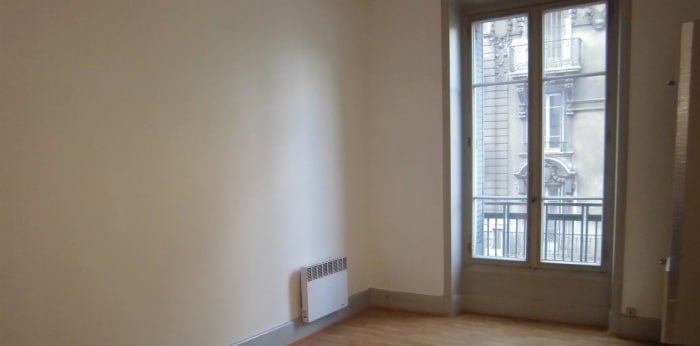Image 8 sur 9 - Appartement  ·  Vente · Grenoble (38000) · 1 pièce · 44m²