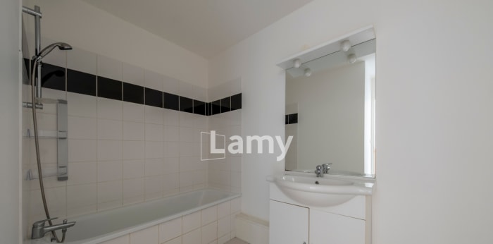 Image 9 sur 11 - Maison/villa  ·  Vente · St Lys (31470) · 3 pièces · 71m²