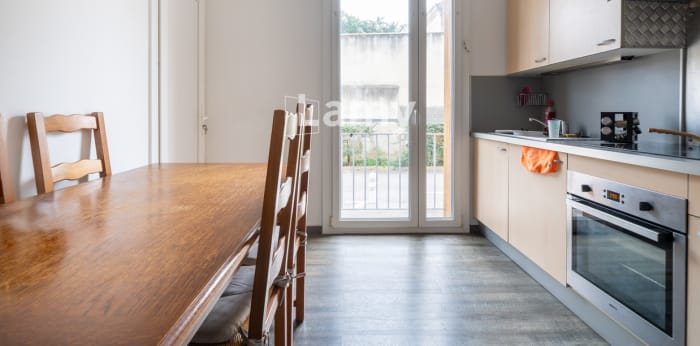 Image 3 sur 10 - Appartement  ·  Vente · Salon De Provence (13300) · 2 pièces · 41m²