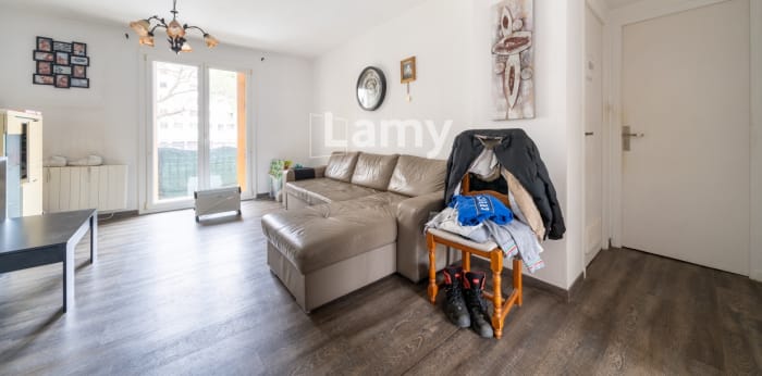 Image 5 sur 10 - Appartement  ·  Vente · Salon De Provence (13300) · 2 pièces · 41m²
