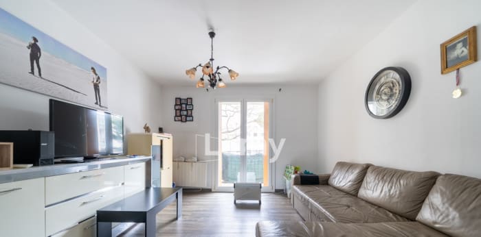 Image 1 sur 10 - Appartement  ·  Vente · Salon De Provence (13300) · 2 pièces · 41m²