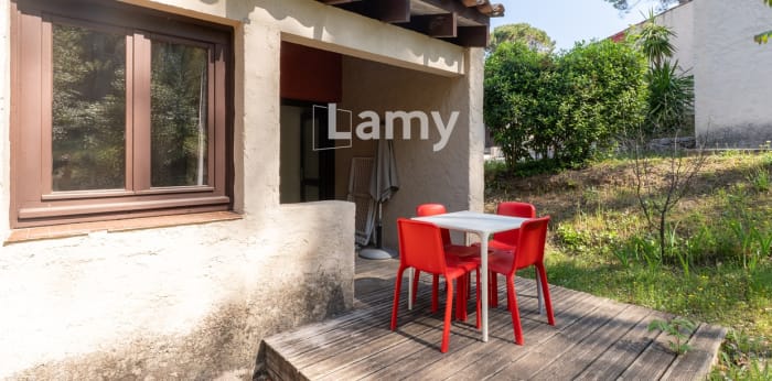 Image 1 sur 8 - Appartement  ·  Vente · La Colle Sur Loup (06480) · 2 pièces · 34m²