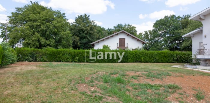 Image 1 sur 6 - Terrain  ·  Vente · Grandfontaine (25320) · 517m²