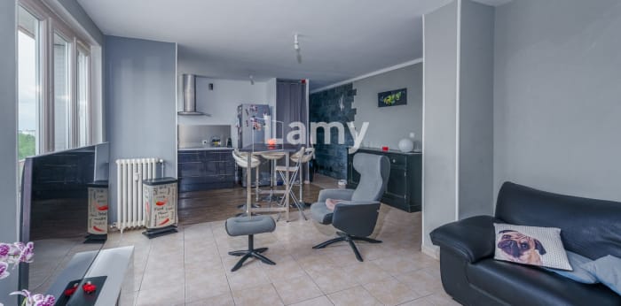Image 4 sur 10 - Appartement  ·  Vente · Dijon (21000) · 5 pièces · 72m²