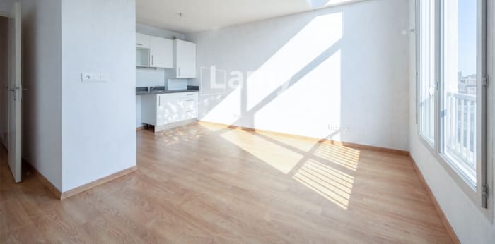 Image 1 sur 9 - Appartement  ·  Vente · Pessac (33600) · 2 pièces · 48m²
