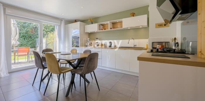 Image 10 sur 16 - Maison/villa  ·  Vente · Annecy (74940) · 5 pièces · 116m²