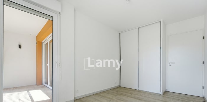 Image 8 sur 10 - Appartement  ·  Vente · Frejus (83600) · 3 pièces · 58m²