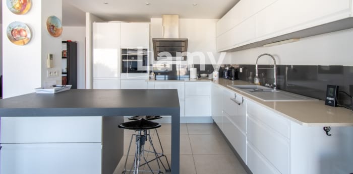 Image 6 sur 11 - Appartement  ·  Vente · La Grande Motte (34280) · 3 pièces · 88m²