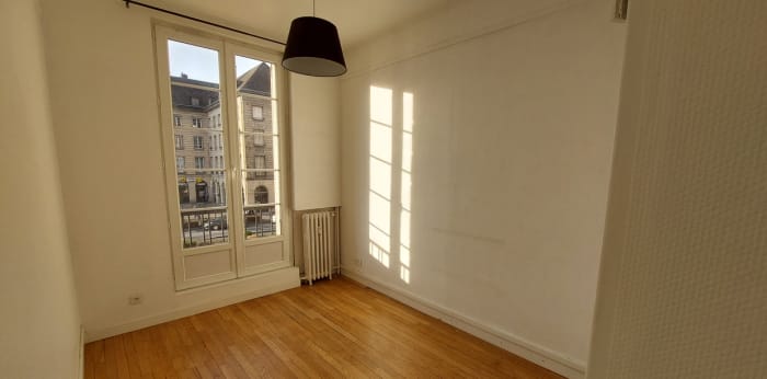 Image 7 sur 9 - Appartement  ·  Vente · Creil (60100) · 4 pièces · 84m²