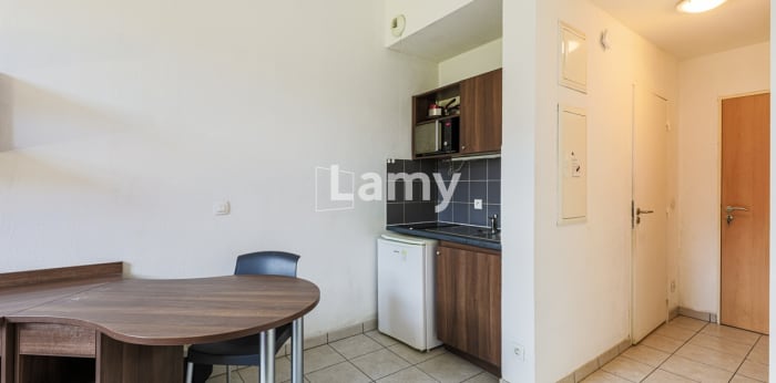 Image 10 sur 13 - Appartement  ·  Vente · Grenoble (38000) · 1 pièce · 18m²