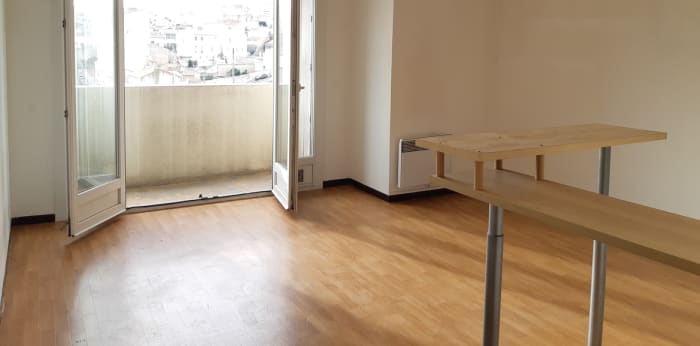 Image 2 sur 9 - Appartement  ·  Vente · Marseille (13007) · 2 pièces · 37m²