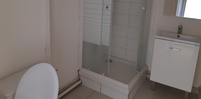 Image 5 sur 9 - Appartement  ·  Vente · Marseille (13007) · 2 pièces · 37m²