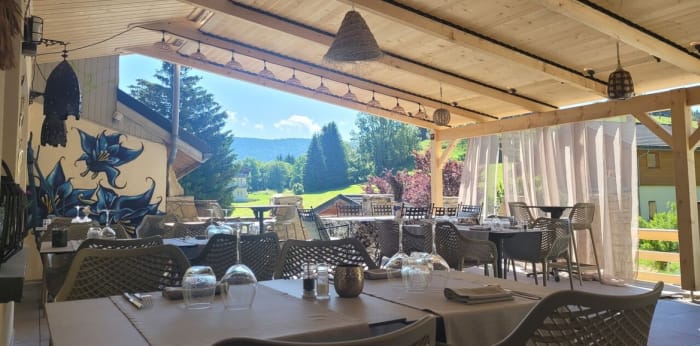 Image 4 sur 10 - Local  ·  Vente · Autrans Meaudre En Vercors (38112) · 164m²