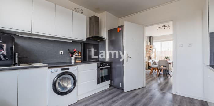 Image 3 sur 9 - Appartement  ·  Vente · Haguenau (67500) · 2 pièces · 73m²