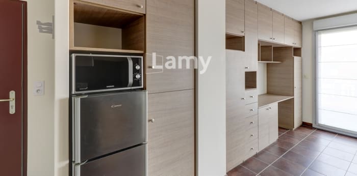 Image 6 sur 12 - Appartement  ·  Vente · Clermont Ferrand (63000) · 1 pièce · 30m²