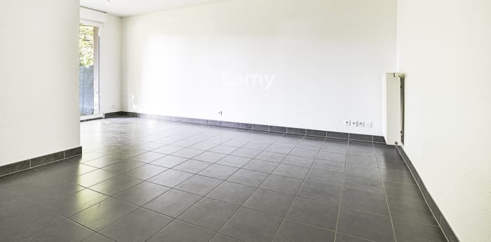 Image 2 sur 6 - Appartement  ·  Vente · Sierentz (68510) · 2 pièces · 48m²