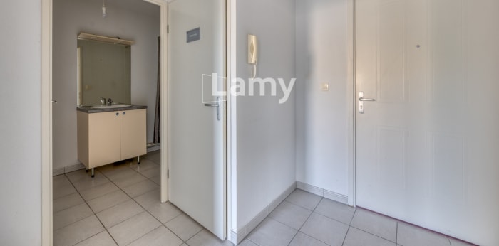Image 5 sur 8 - Appartement  ·  Vente · St Yzan De Soudiac (33920) · 2 pièces · 45m²