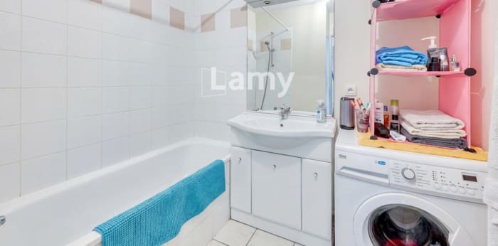 Image 12 sur 14 - Appartement  ·  Vente · Bordeaux (33300) · 2 pièces · 58m²