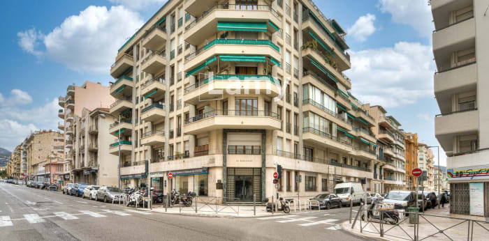 Image 1 sur 6 - Appartement  ·  Vente · Nice (06100) · 3 pièces · 78m²