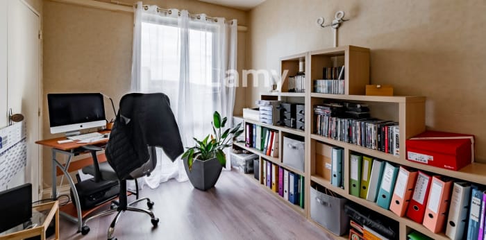 Image 6 sur 10 - Appartement  ·  Vente · Angouleme (16000) · 4 pièces · 77m²