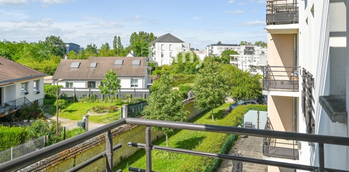 Image 1 sur 17 - Appartement  ·  Vente · St Jean De La Ruelle (45140) · 2 pièces · 42m²