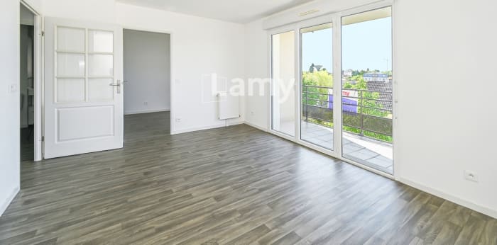 Image 2 sur 17 - Appartement  ·  Vente · St Jean De La Ruelle (45140) · 2 pièces · 42m²