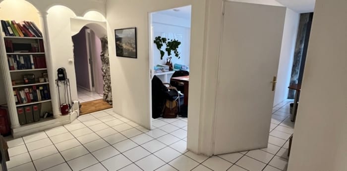 Image 8 sur 14 - Local  ·  Vente · Grenoble (38000) · 5 pièces · 106m²
