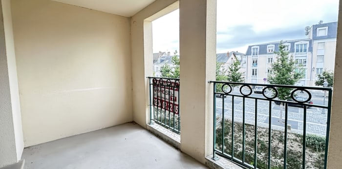 Image 2 sur 8 - Appartement  ·  Vente · Montargis (45200) · 4 pièces · 86m²