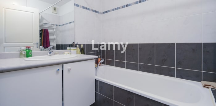 Image 7 sur 7 - Appartement  ·  Vente · Sete (34200) · 3 pièces · 65m²