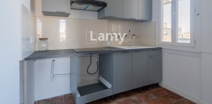 Image 5 sur 11 - Appartement  ·  Vente · Marseille (13001) · 3 pièces · 57m²