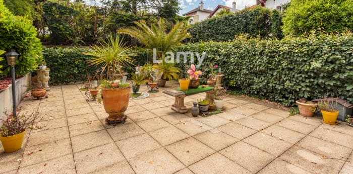 Image 3 sur 7 - Appartement  ·  Vente · Bayonne (64100) · 3 pièces · 74m²