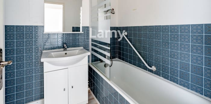Image 6 sur 10 - Appartement  ·  Vente · Angouleme (16000) · 3 pièces · 68m²