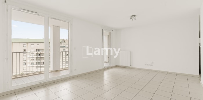 Image 3 sur 9 - Appartement  ·  Vente · Lyon (69008) · 3 pièces · 60m²