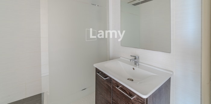 Image 9 sur 9 - Appartement  ·  Vente · Villefranche Sur Saone (69400) · 4 pièces · 79m²